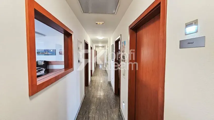 Prodej komerční nemovitosti, Opava, Slezská, 1385 m2