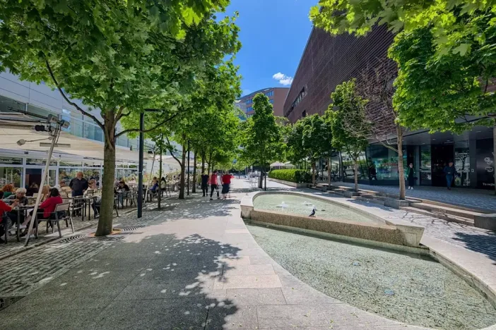 Pronájem kanceláře, Praha - Michle, Vyskočilova, 500 m2