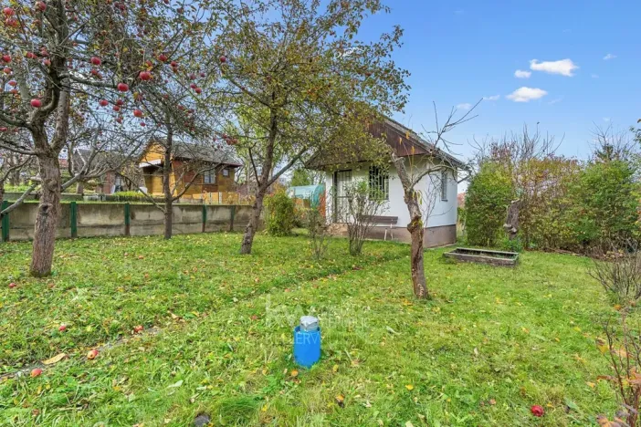 Prodej pozemku pro bydlení, Praha - Záběhlice, U záběhlického zámku, 261 m2