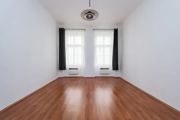 Pronájem bytu 1+kk, Praha - Žižkov, Vlkova, 25 m2