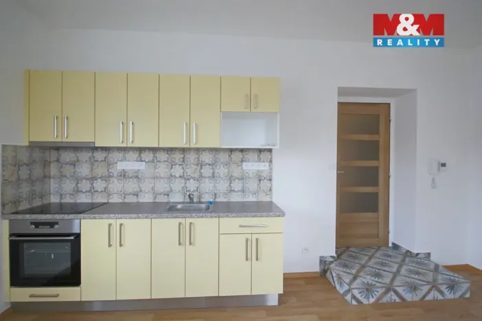 Pronájem bytu 1+kk, Hradec Králové - Slezské Předměstí, Bratří Štefanů, 37 m2