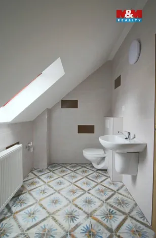 Pronájem bytu 1+kk, Hradec Králové - Slezské Předměstí, Bratří Štefanů, 37 m2