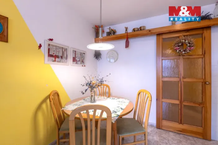 Prodej atypického bytu, Teplice - Trnovany, 83 m2