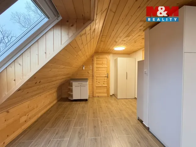 Pronájem bytu 1+kk, Seč, Chrudimská, 28 m2