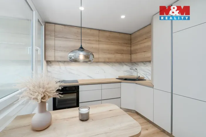 Prodej bytu 2+kk, Teplice, Jana Koziny, 56 m2