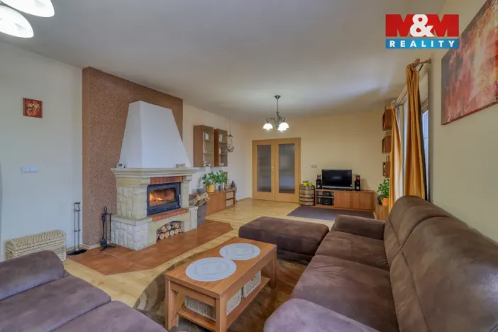 Prodej rodinného domu, Kvíčovice, 249 m2