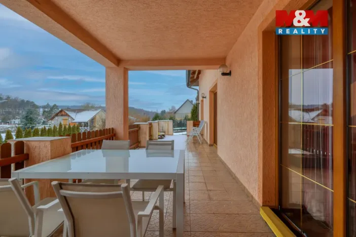 Prodej rodinného domu, Kvíčovice, 249 m2