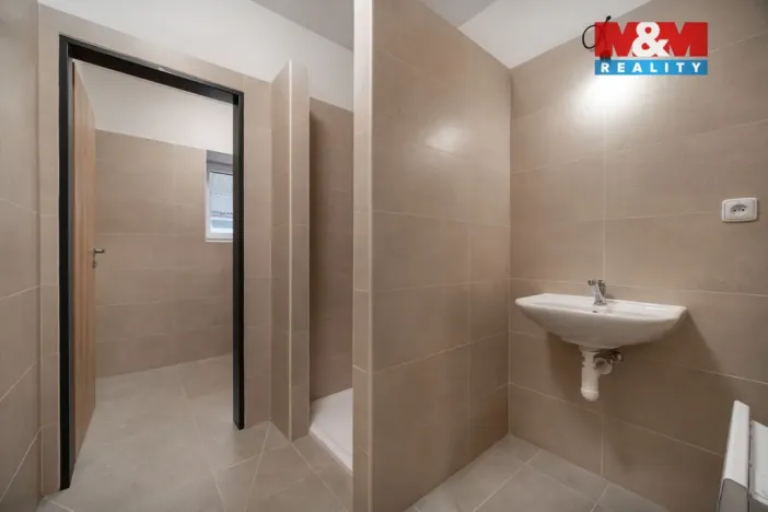 Prodej skladu, Cerekvice nad Loučnou - Pekla, 1582 m2