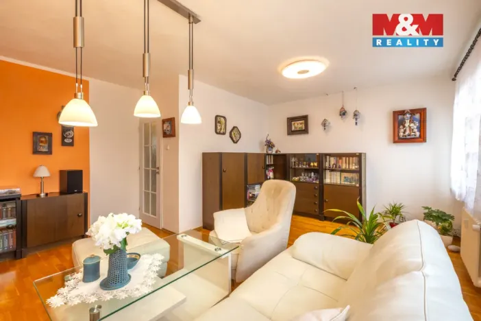 Prodej bytu 2+1, Teplice - Trnovany, V závětří, 83 m2