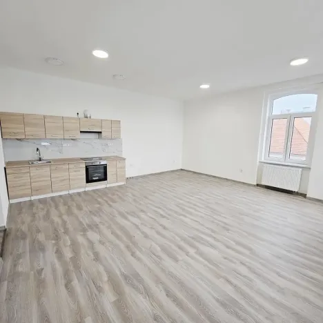 Pronájem bytu 2+kk, Lovosice, 8.května, 61 m2