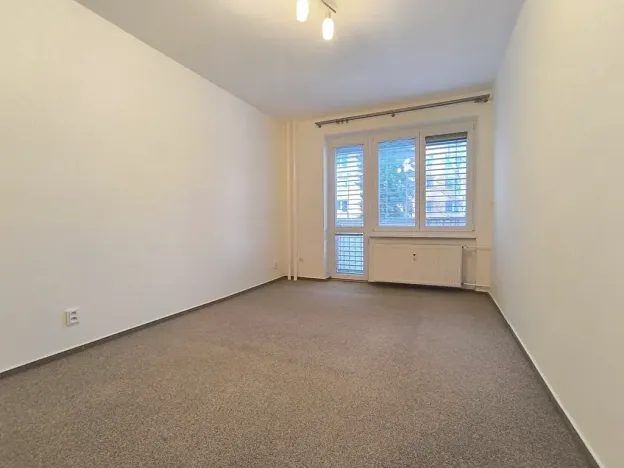 Pronájem bytu 2+1, Brno, Družstevní, 56 m2