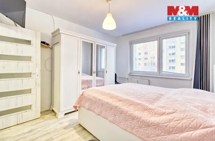 Prodej bytu 2+1, Jirkov, U Stadionu, 60 m2