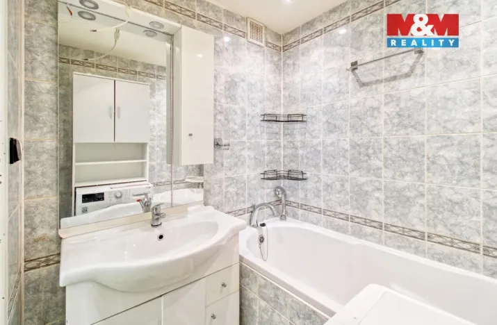 Prodej bytu 2+1, Jirkov, U Stadionu, 60 m2