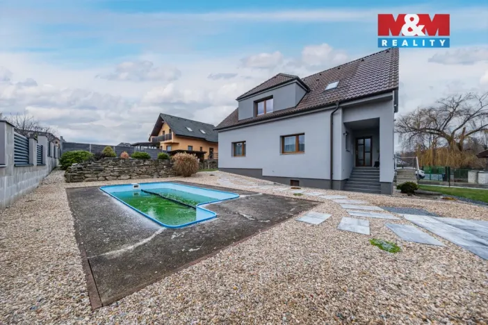 Prodej rodinného domu, Radonice, Růžičkova, 182 m2