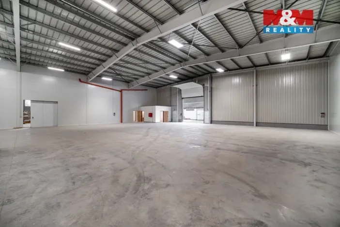 Pronájem skladu, Cerekvice nad Loučnou - Pekla, 2380 m2