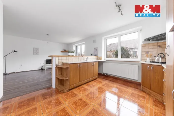 Prodej rodinného domu, Ivaň, 353 m2