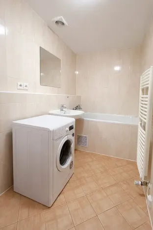 Pronájem bytu 2+kk, Praha - Holešovice, V háji, 54 m2