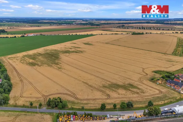 Prodej pole, Praha - Kolovraty, 5870 m2