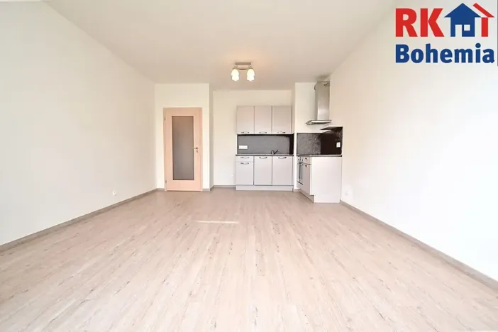 Pronájem bytu 2+kk, Praha - Žižkov, V zahrádkách, 55 m2