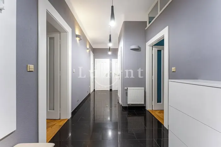 Prodej bytu 4+1, Praha - Dejvice, Kafkova, 125 m2