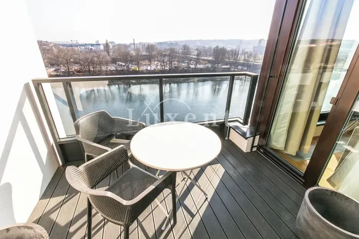 Pronájem bytu 2+kk, Praha - Holešovice, Sanderova, 58 m2