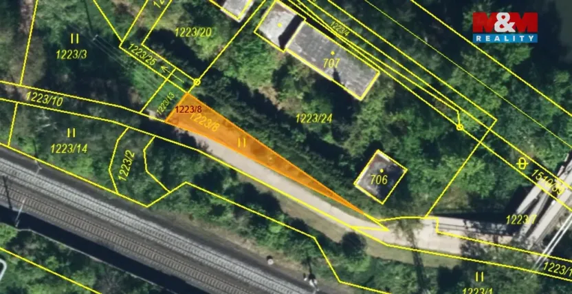 Prodej louky, Chvaletice, 91 m2