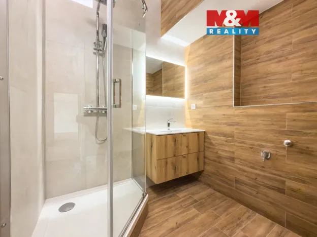 Prodej bytu 2+1, Ostrava, Nálepkovo náměstí, 61 m2