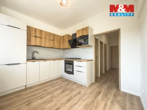 Prodej bytu 2+1, Ostrava, Nálepkovo náměstí, 61 m2