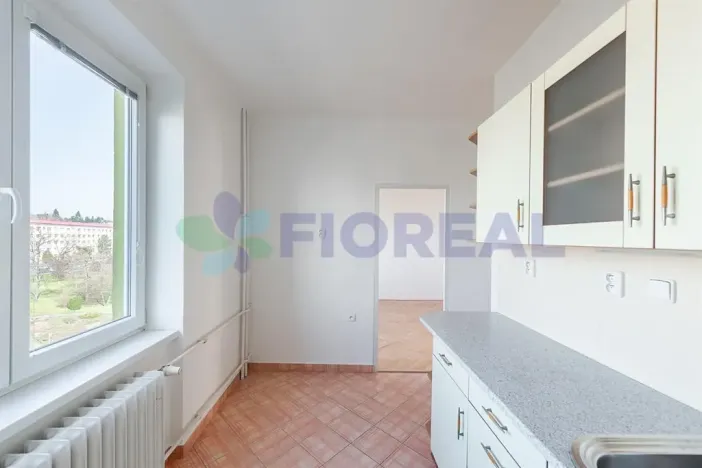 Pronájem bytu 3+1, Praha - Vršovice, Kubánské náměstí, 71 m2