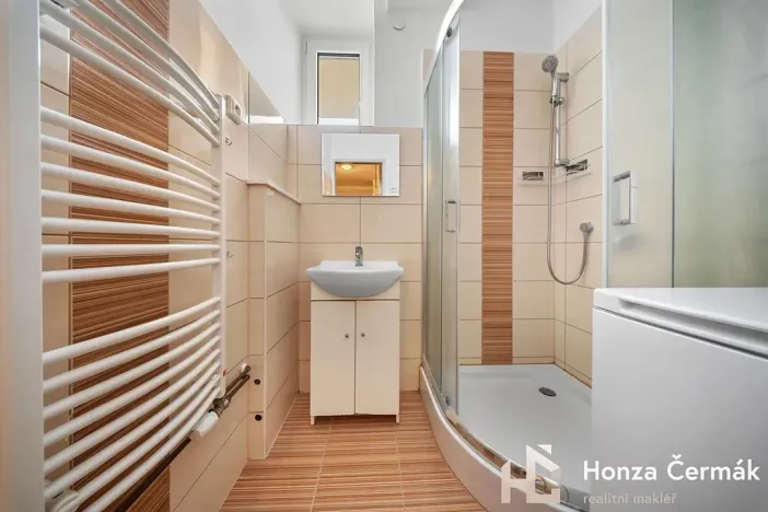 Prodej bytu 3+1, Pohořelice, 68 m2