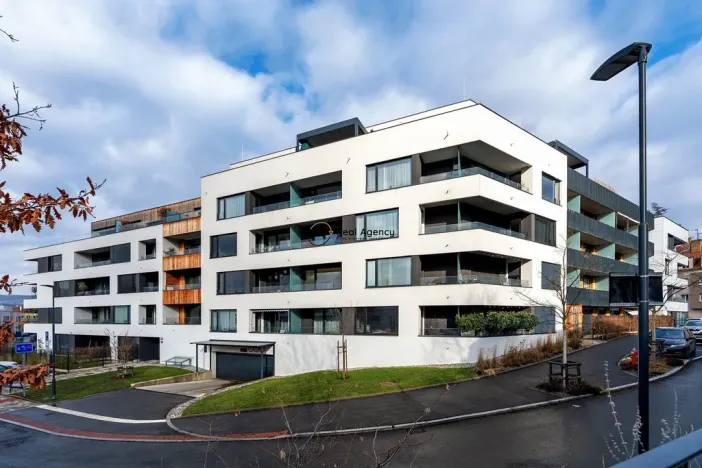 Prodej bytu 1+kk, Praha - Braník, Skálové, 51 m2