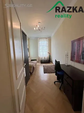 Prodej bytu 3+1, Karlovy Vary, 130 m2