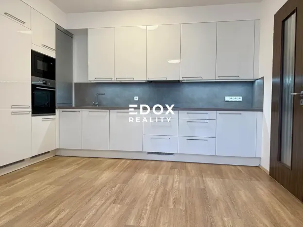 Pronájem bytu 2+kk, Praha - Hlubočepy, Hugo Haase, 62 m2