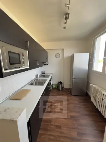 Pronájem bytu 2+1, Benešov, 50 m2