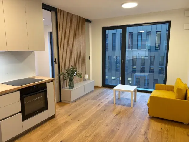 Pronájem bytu 2+kk, Praha - Košíře, Starokošířská, 46 m2