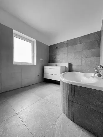 Prodej bytu 4+1, Buštěhrad, Švermova, 123 m2