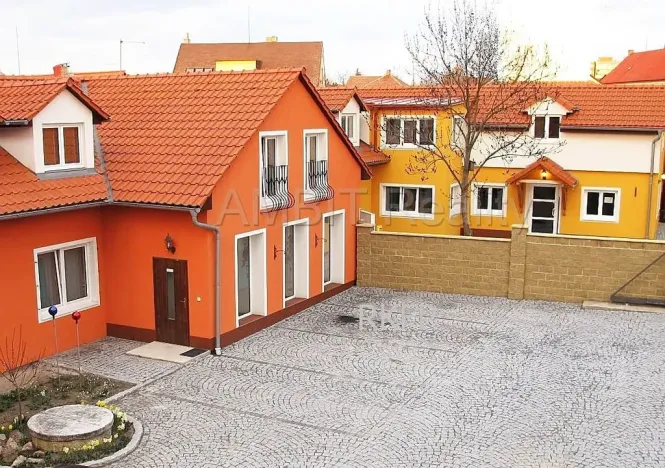 Pronájem kanceláře, Praha - Řepy, Žalanského, 53 m2