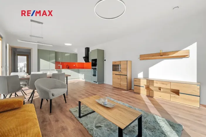 Prodej rodinného domu, Praha - Horní Počernice, Krotitelů, 197 m2