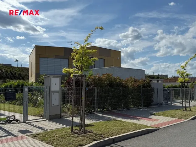 Prodej rodinného domu, Praha - Horní Počernice, Krotitelů, 197 m2