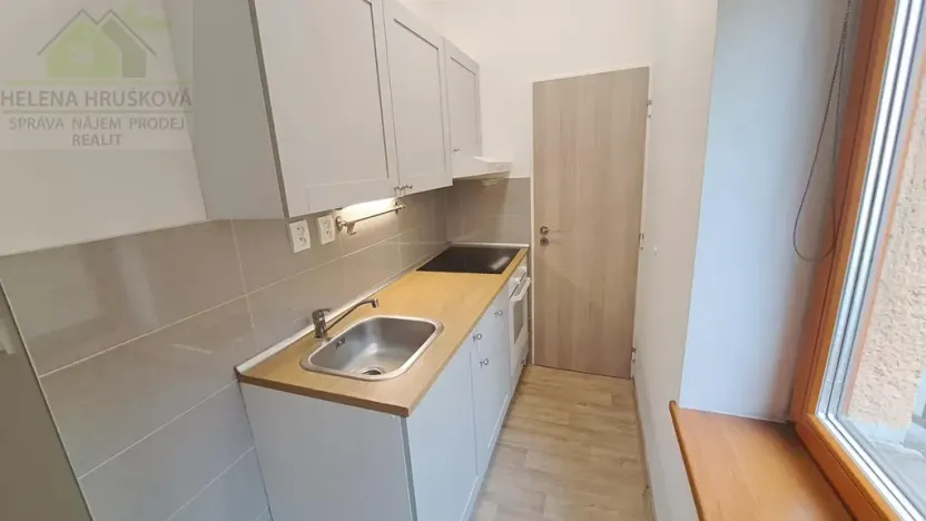 Pronájem bytu 1+kk, Ostrava, Na Fifejdách, 34 m2