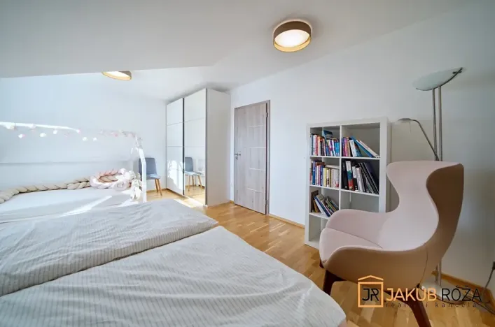 Prodej bytu 3+kk, Černý Důl, 92 m2