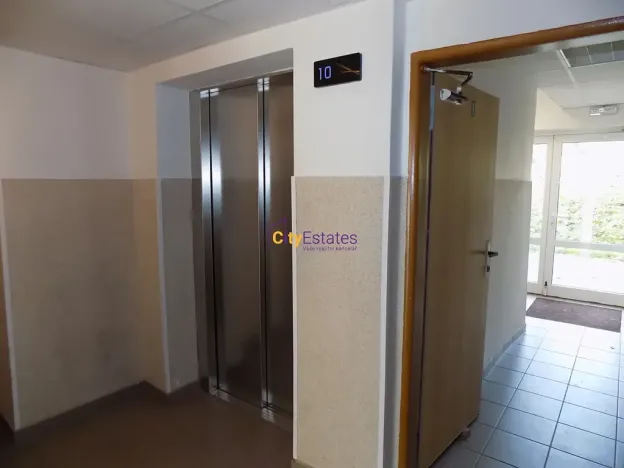 Pronájem bytu 1+1, Praha - Troja, Krynická, 40 m2