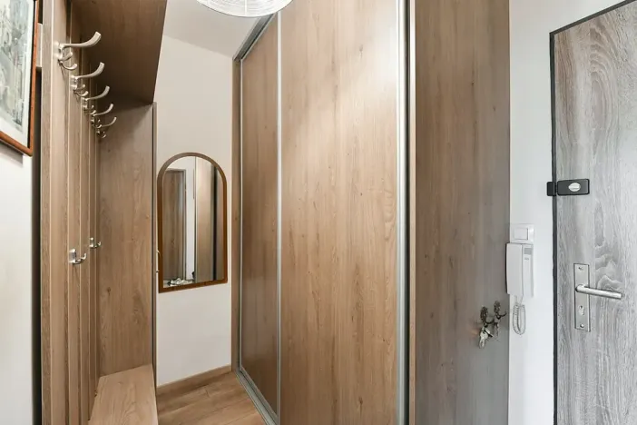 Pronájem bytu 1+kk, Praha - Vysočany, Poděbradská, 36 m2