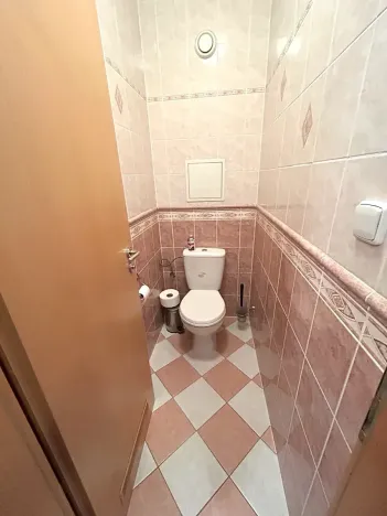 Pronájem bytu 3+kk, Praha - Strašnice, Názovská, 91 m2