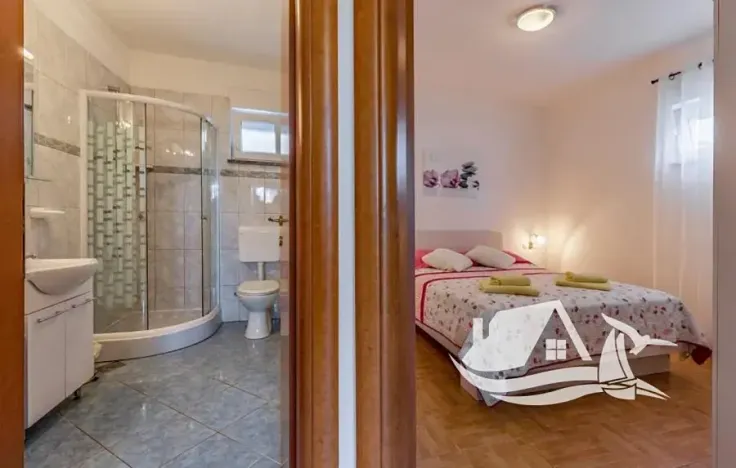 Prodej vícegeneračního domu, Medulin, Chorvatsko, Pošesi, 150 m2