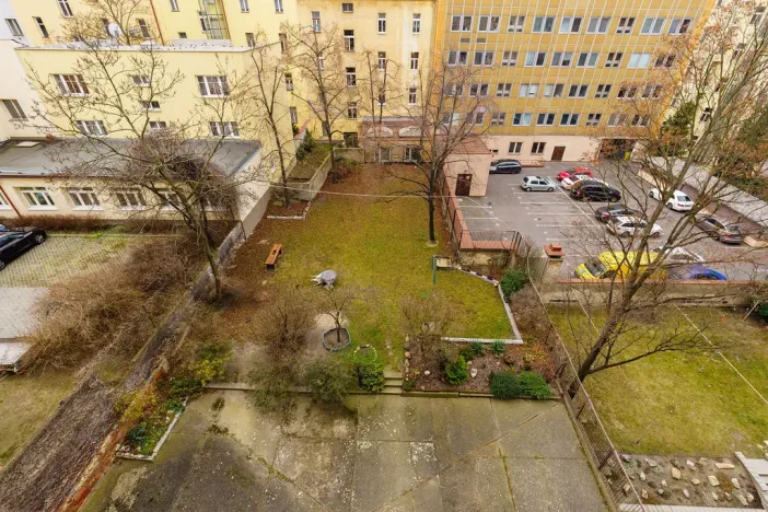 Pronájem bytu 1+1, Praha - Žižkov, Jičínská, 30 m2