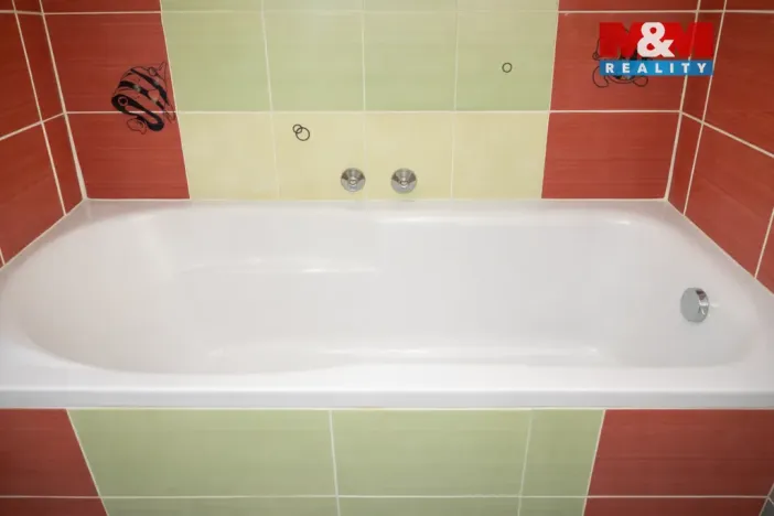 Prodej bytu 2+1, Bílina, M. Švabinského, 52 m2