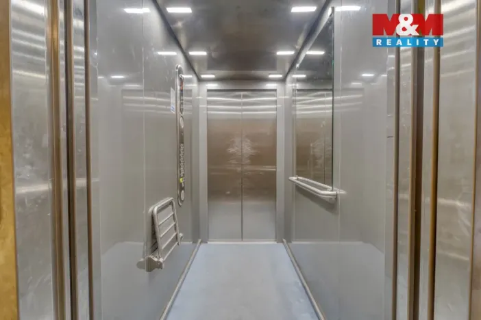 Prodej bytu 1+kk, Plzeň - Bolevec, Nýřanská, 27 m2