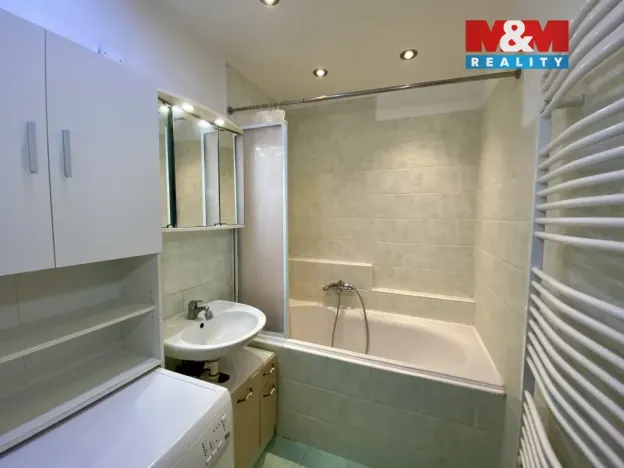 Pronájem bytu 4+kk, Brno - Židenice, Valtická, 76 m2