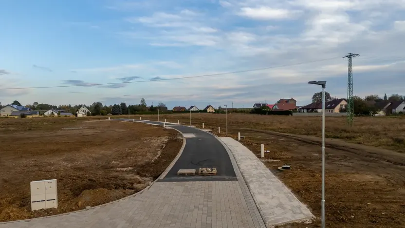 Prodej pozemku, Všestary, 1074 m2